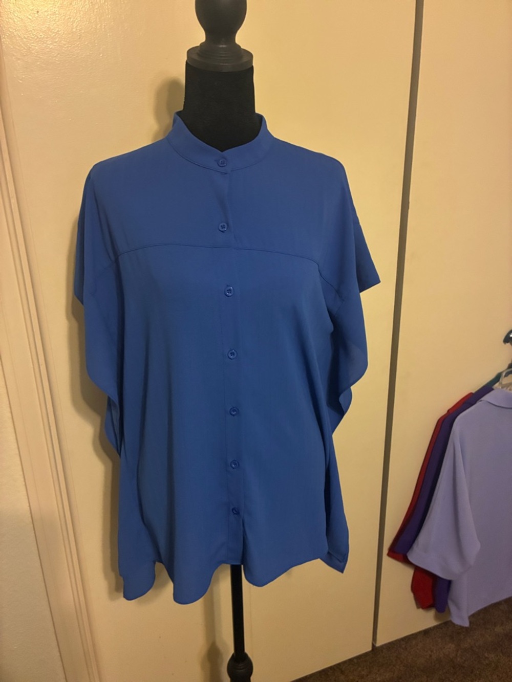 Jade Royal Blue Short-Sleeve Button-Front Top